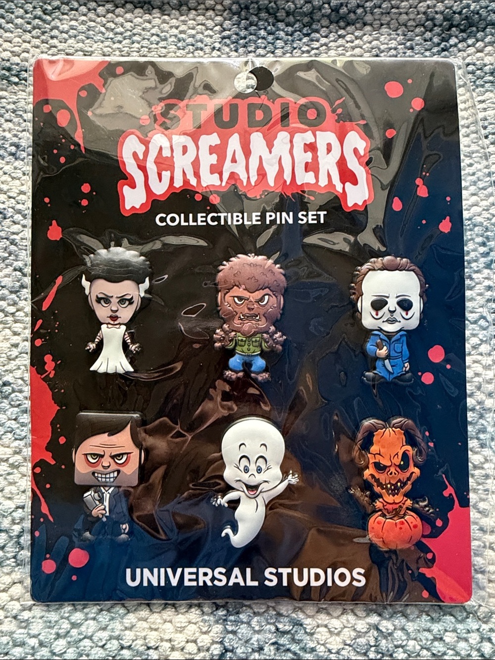 Studio Screamers Collectible Pin Set - Universal Studios - Multicolor